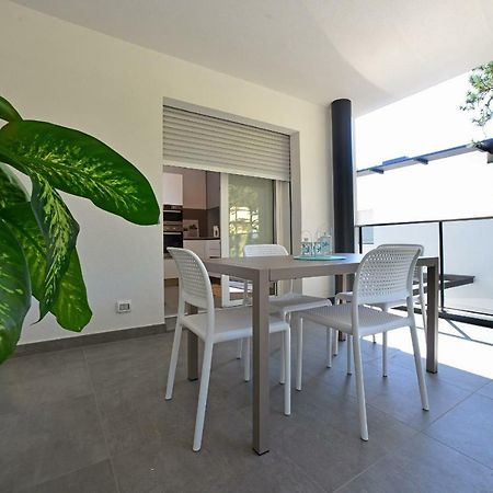 Residence Due Perle Lignano Sabbiadoro Exterior photo